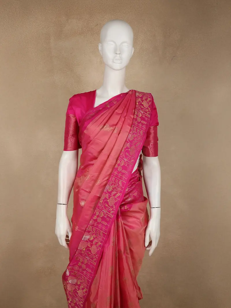 Peach Pink Floral Woven Design Pure Kanchipuram Silk Saree With Contrast Floral Zari Border 2