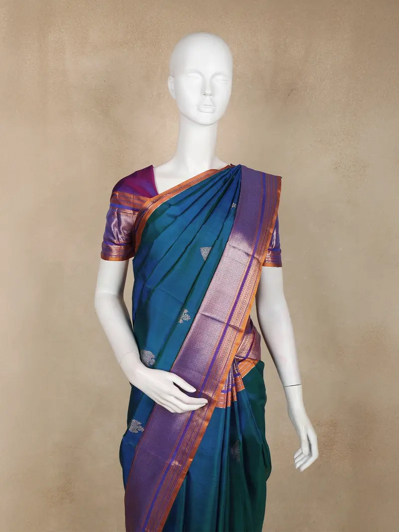 Peacock Blue Butta Design Kanchipuram Silk Saree 2