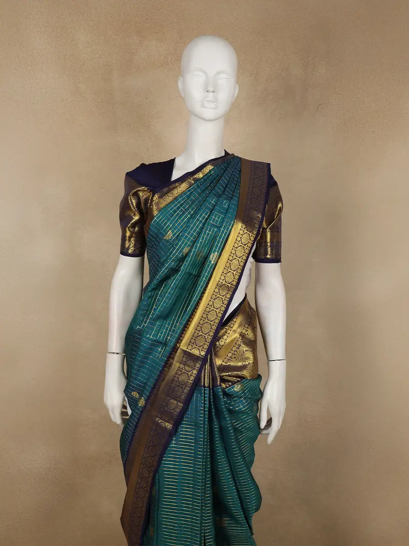 Peacock Blue Checked And Peacock Zari Woven Design Pure Kanchipuram Silk Saree With Contrast Zari Border 2