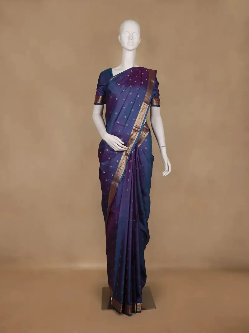 Peacock Blue Diamon Design Woven Pure Kanchipuram Silk Saree 1