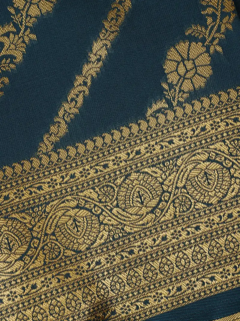 Peacock Blue Floral Design Silk Saree 2