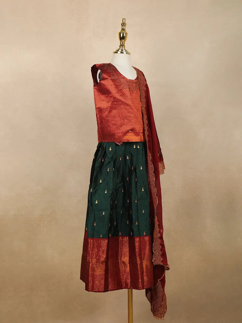 Peacock Blue Floral Embroidered Raw Silk Pattu Pavadai 4