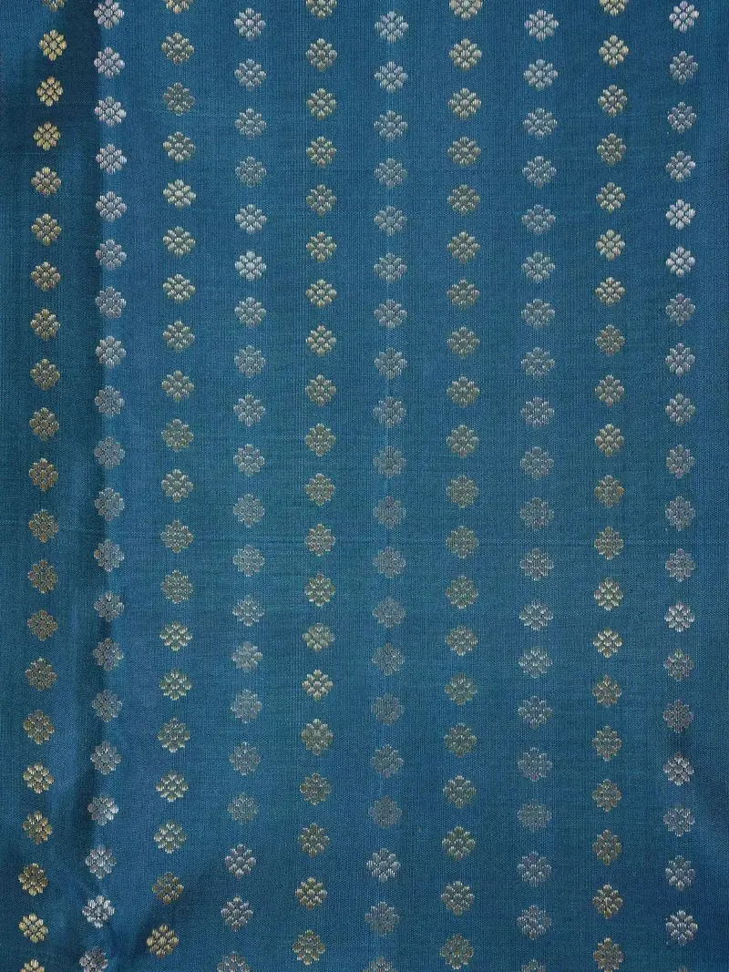 Peacock Blue Pure Kanchipuram Silk Saree With Small Floral Buttas On The Body And With Matching Border 2