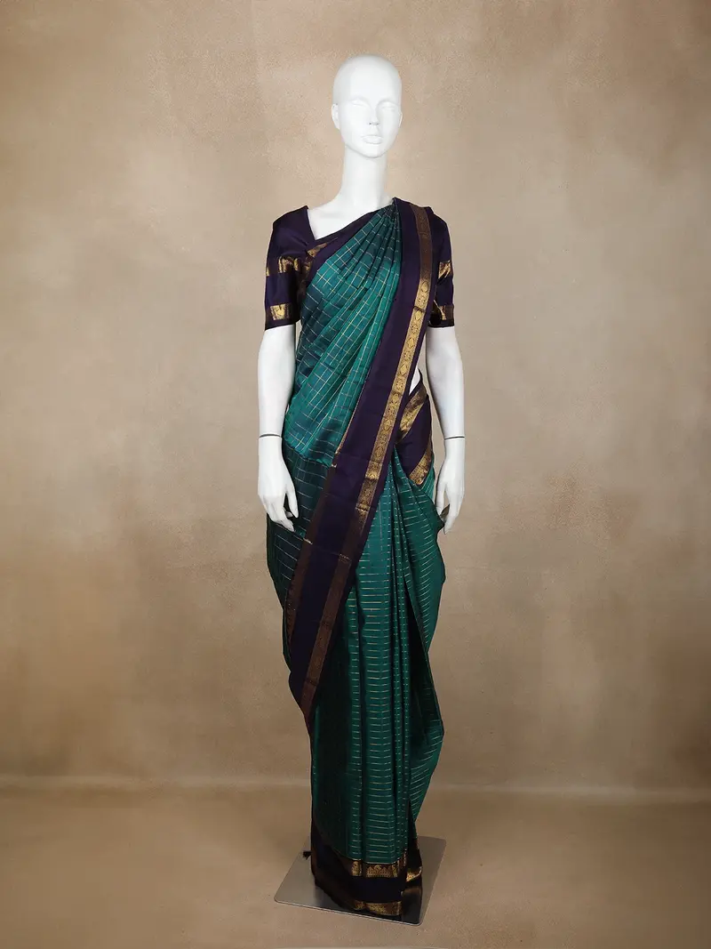 Peacock Green Checked Woven Design Pure Kanchipuram Silk Saree With Contrast Zari Woven Border 1