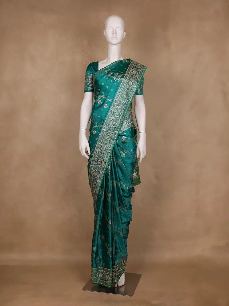 Peacock Green Floral Designed Bridal Banarasi Silk Saree 1