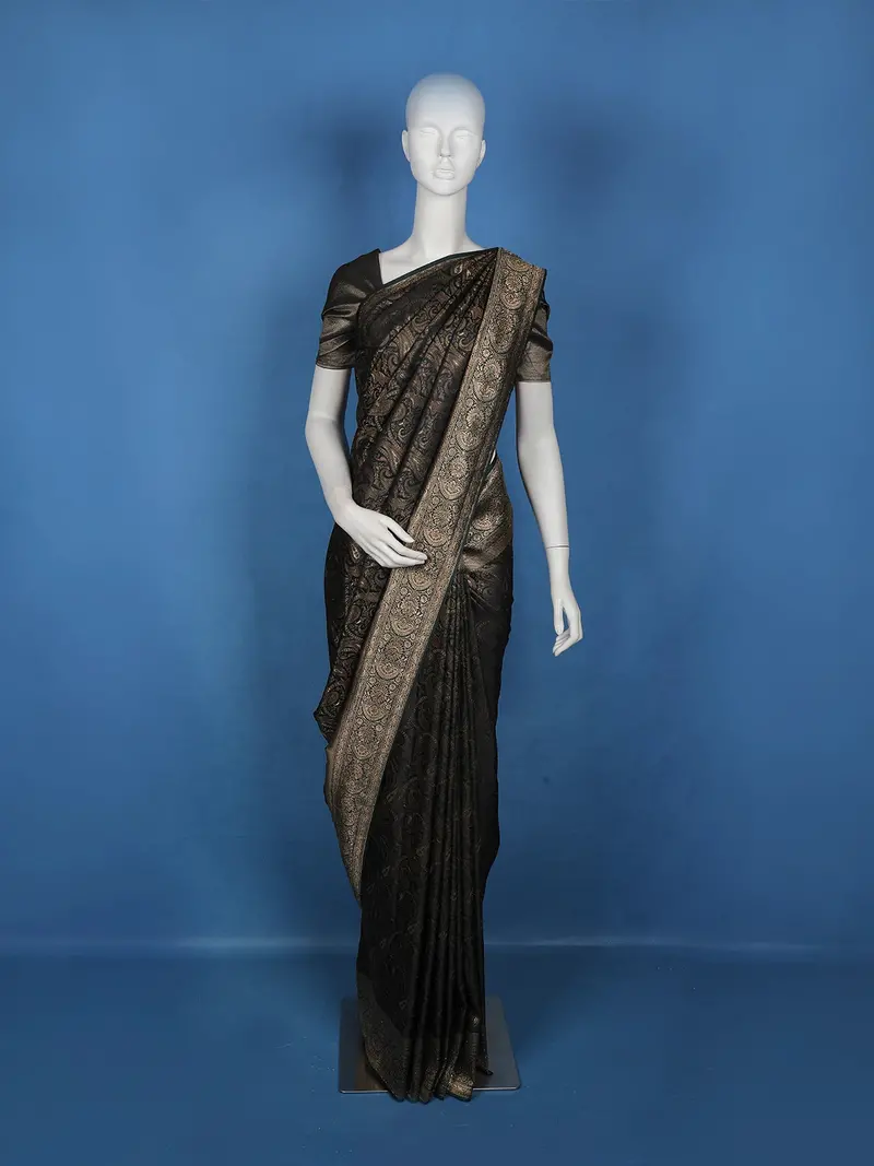 Peacock Green Paisley Woven Banarasi Silk Saree 1