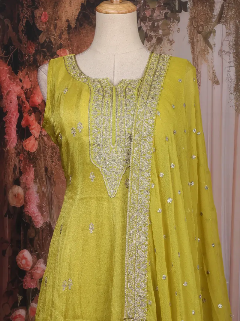 Peacock Green Sequins And Zari Embroidered Silk Salwar Suit 2