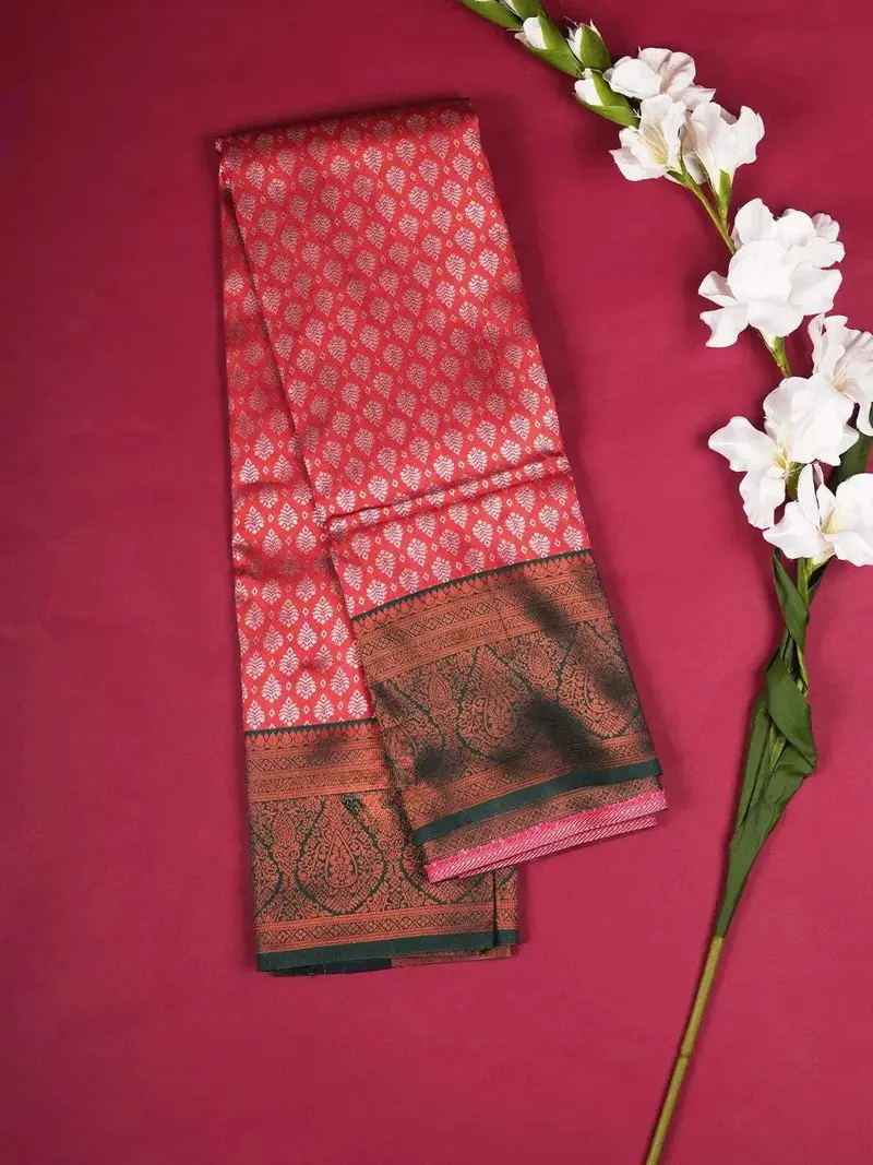 Pink Art Silk Saree With Grid Flower Design On The Body With Contrast Designed Border 1