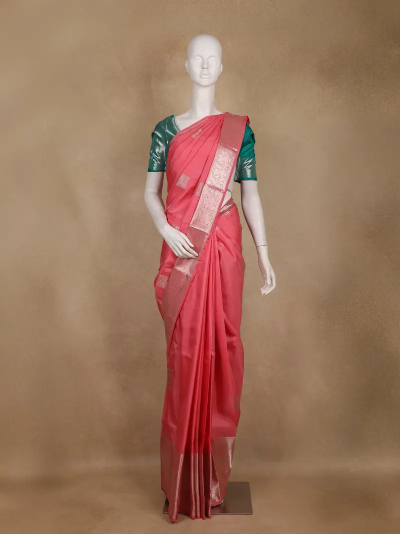 Pink Butta Woven Design Pure Kanchipuram Silk Saree 1