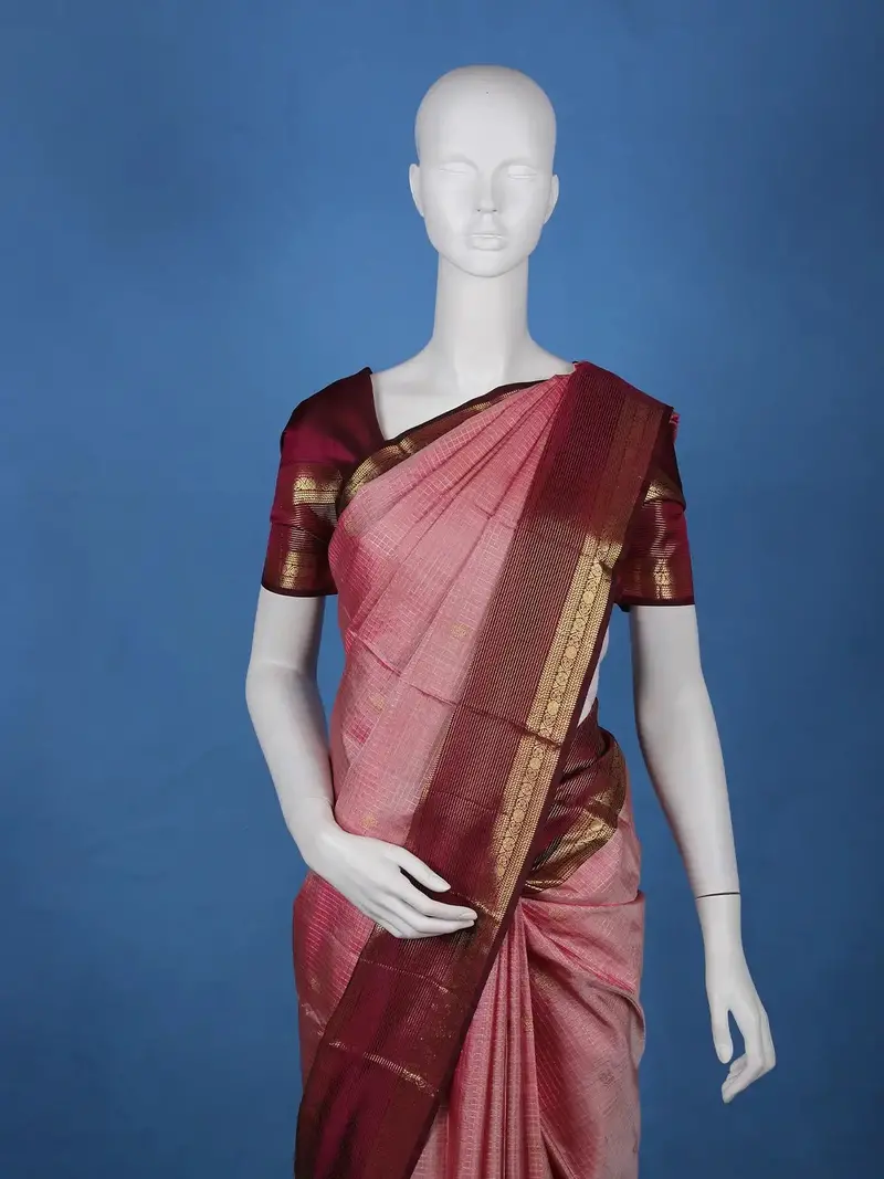 Pink Checked Woven Pure Kanchipuram Silk Saree 2
