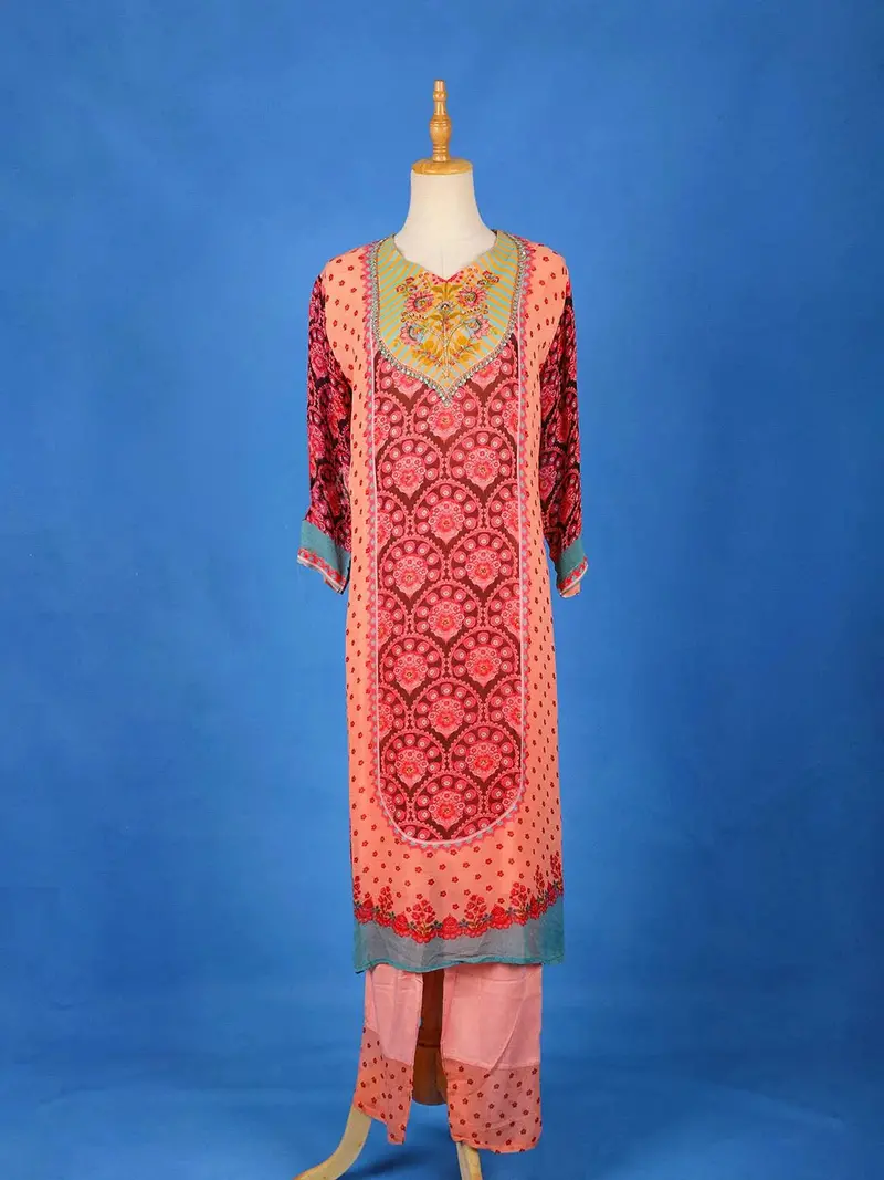 Pink Crepe Straight Cut Salwar Suit Adorned With Floral Prints, With 3/4 Sleeves 1