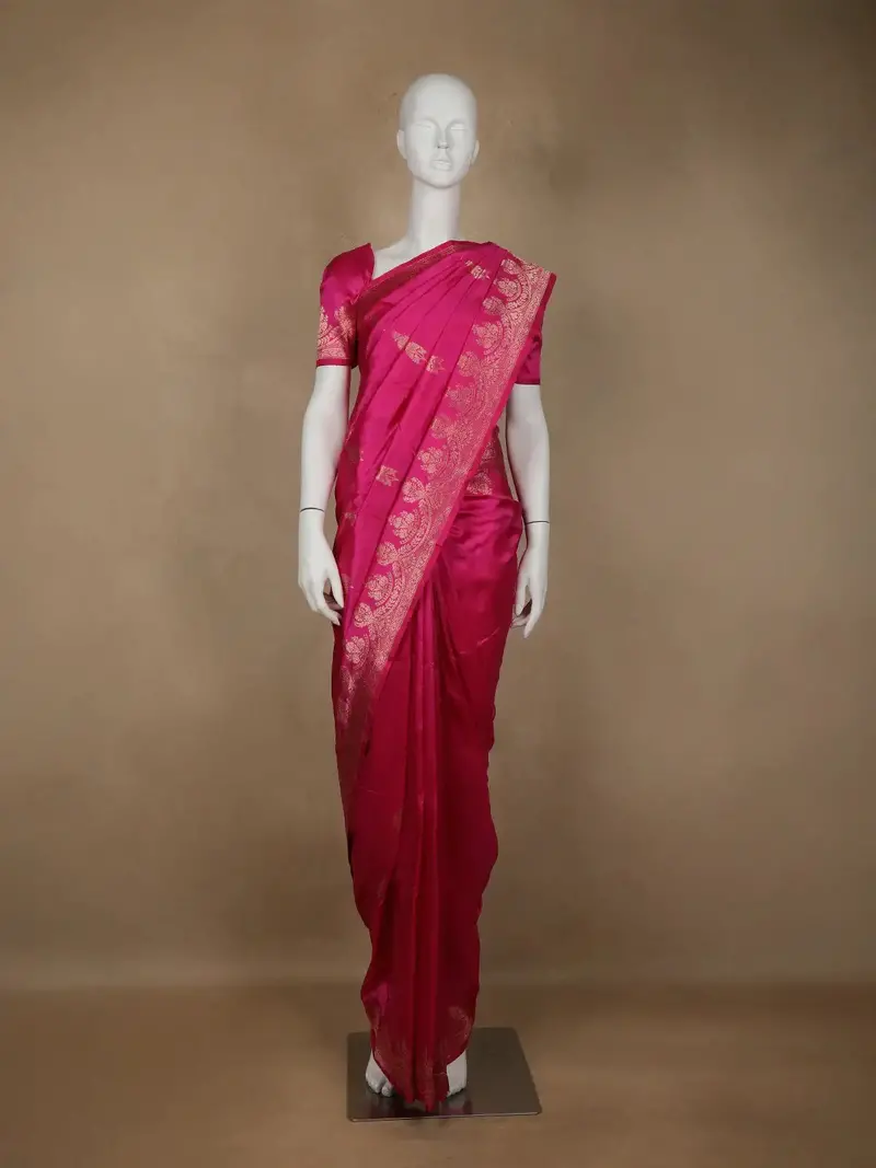 Pink Floral Designed Banarasi Silk Saree 1