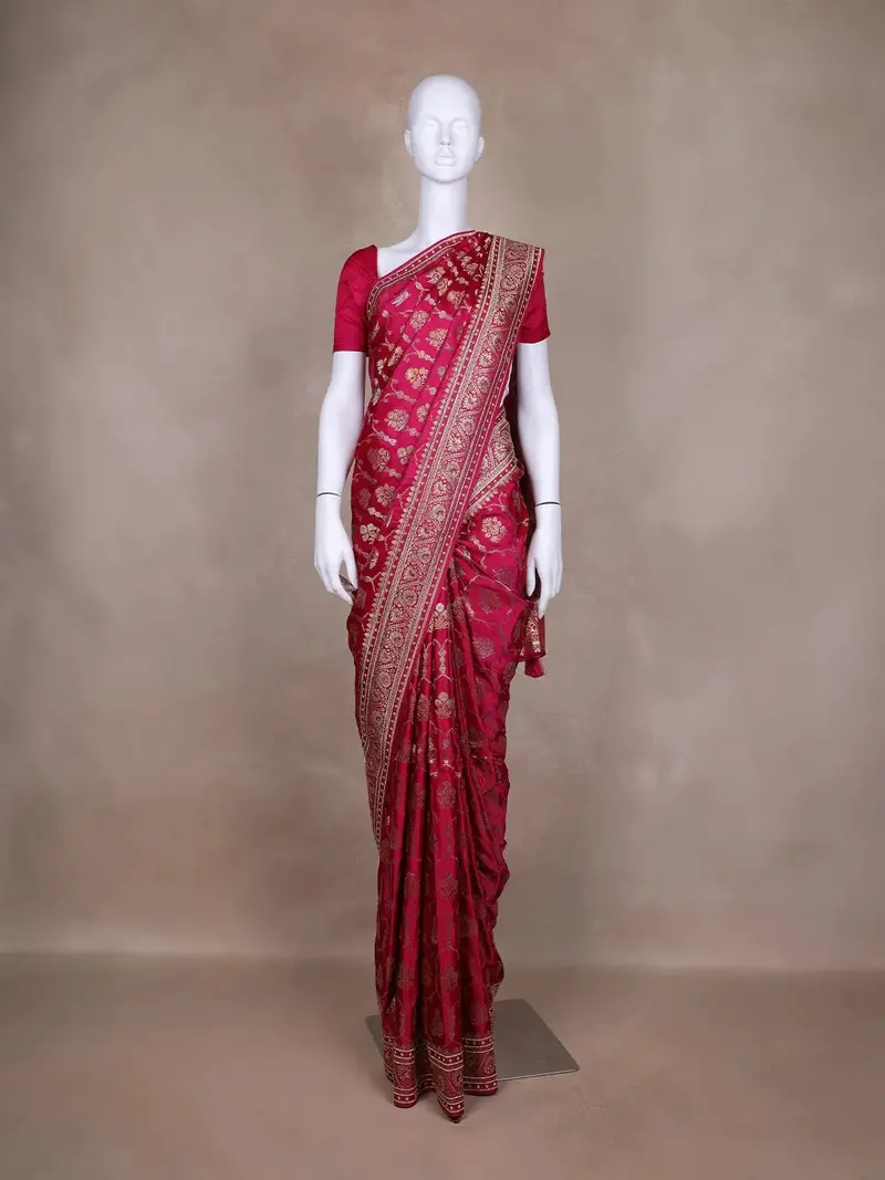 Pink Floral Designed Bridal Banarasi Silk Saree 1