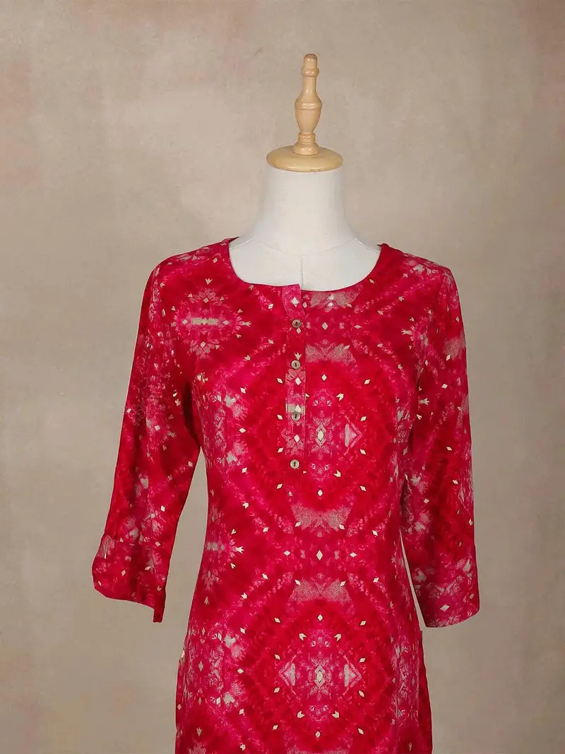 Pink Floral Printed Cotton Kurti 2