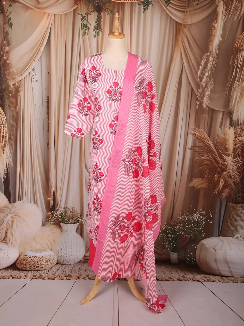 Pink Floral Printed Cotton Straight Cut Salwar Suit With Dupatta 1