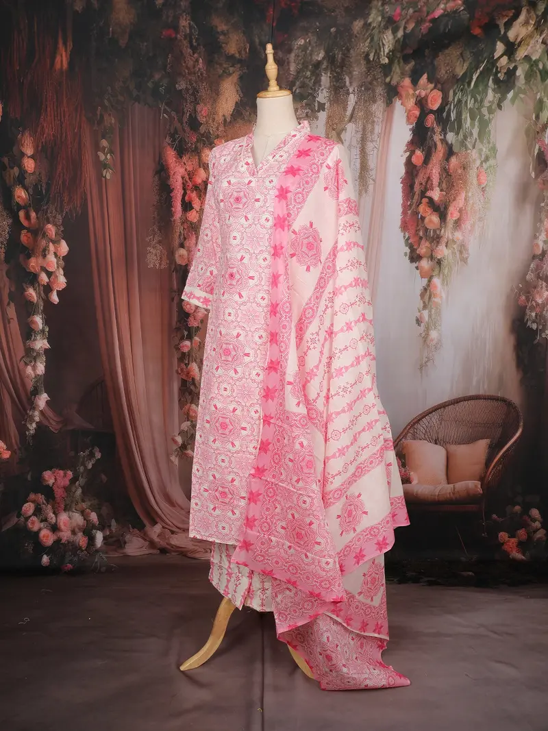 Pink Geometric Printed Cotton Salwar Suit With Dupatta 4