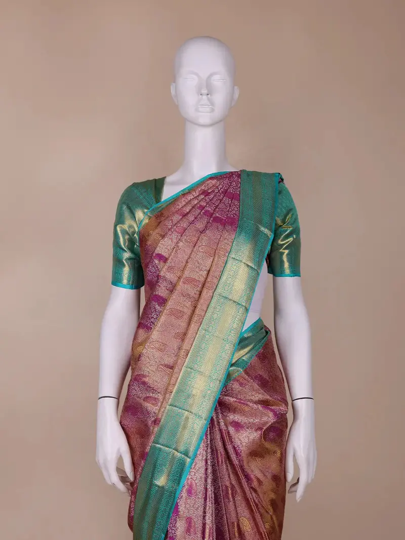 Pink Paisley And Floral Woven Pure Kanchipuram Silk Saree 2
