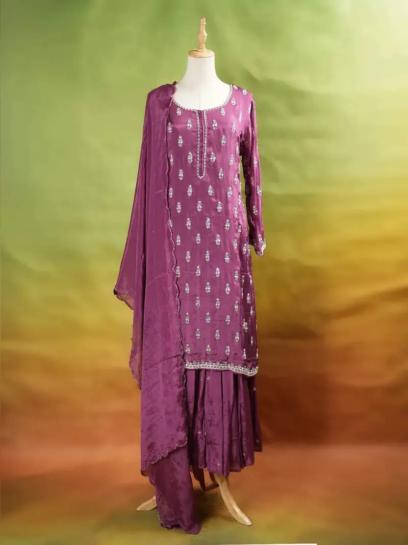 Pink Palazzo Suit Adorned With Floral Embroidery, With Dupatta And 3/4 Sleeve 1