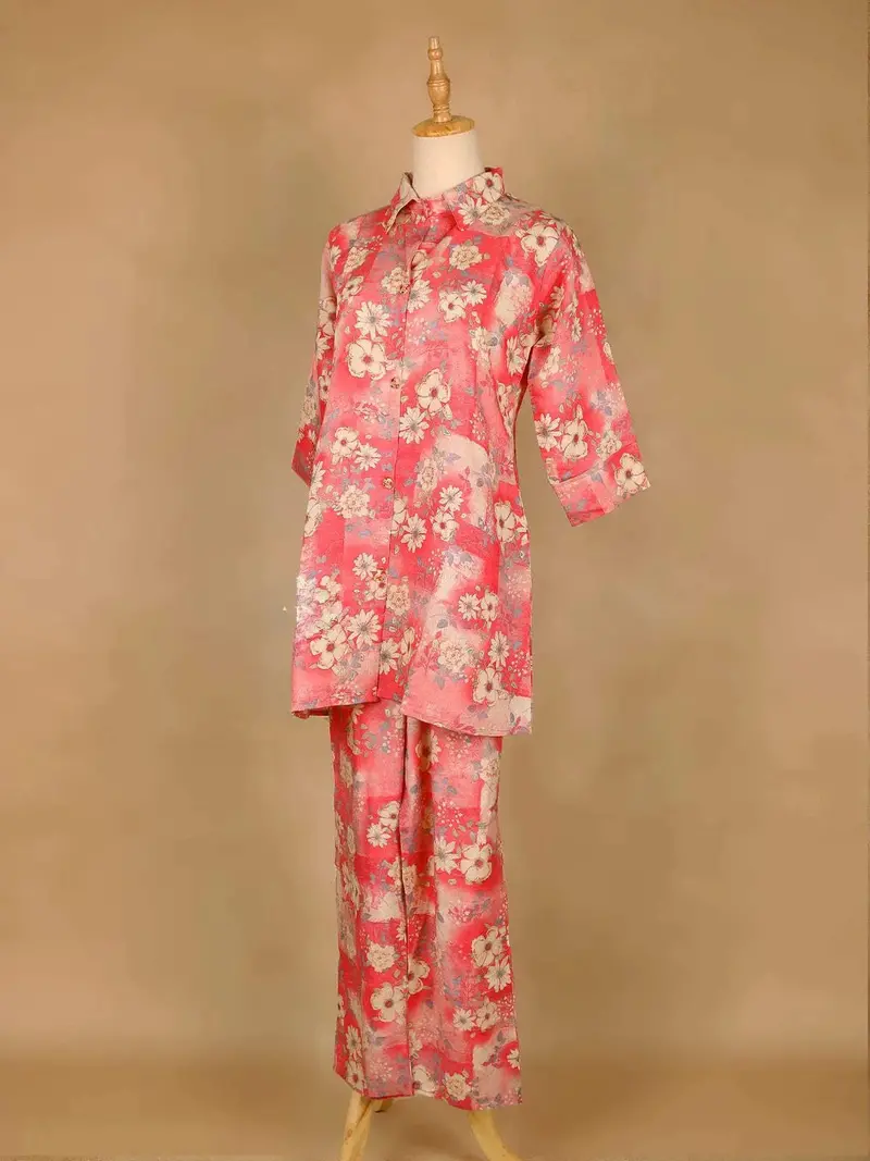 Pink Salwar Suit With Floral Prints And 3/4 Sleeve 3