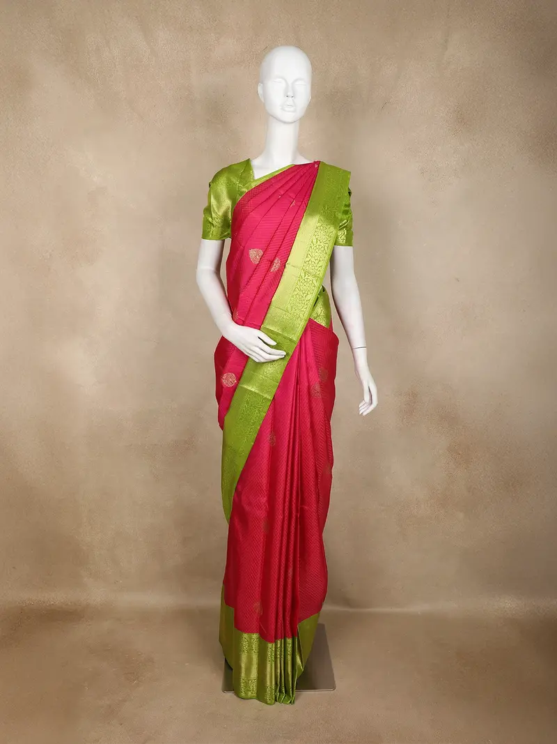 Pink Small Checks And Floral Design Kanchipuram Silk Saree With Zari  Border 1