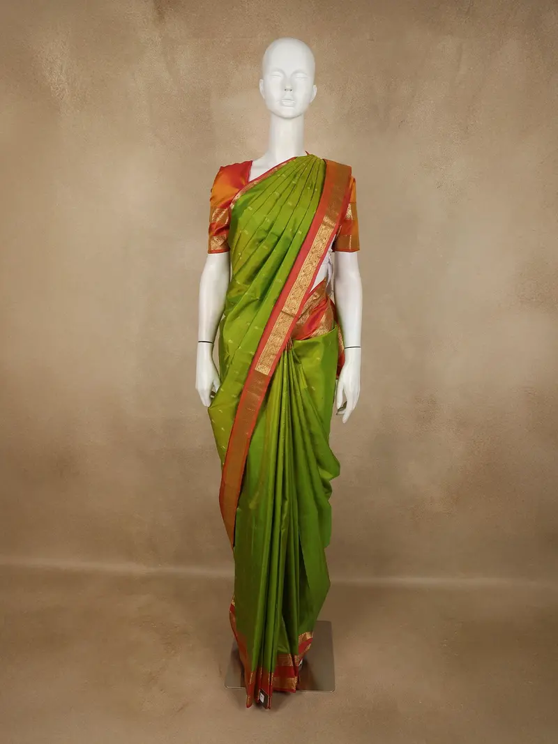 Pista Green Butta Woven Design Pure Kanchipuram Silk Saree With Contrast Zari Border 1