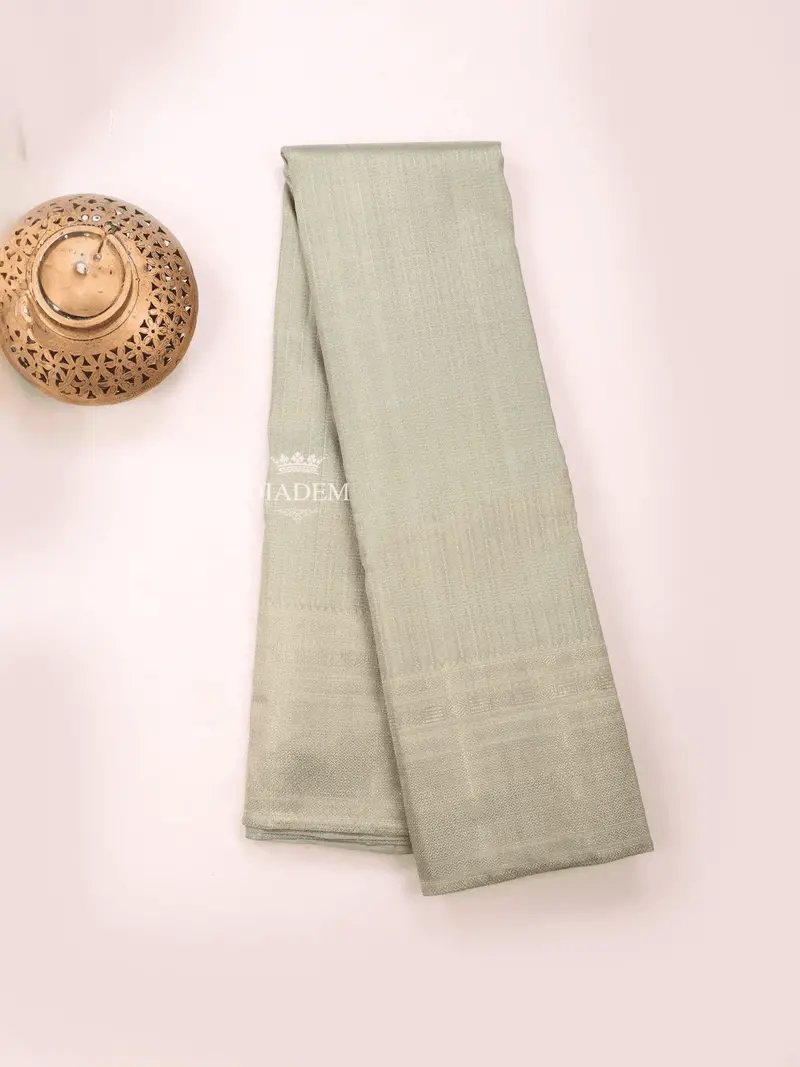 Pista Green Pure Kanchipuram Bridal Silk Saree With Zari Brocade On The Body And Without Border 2
