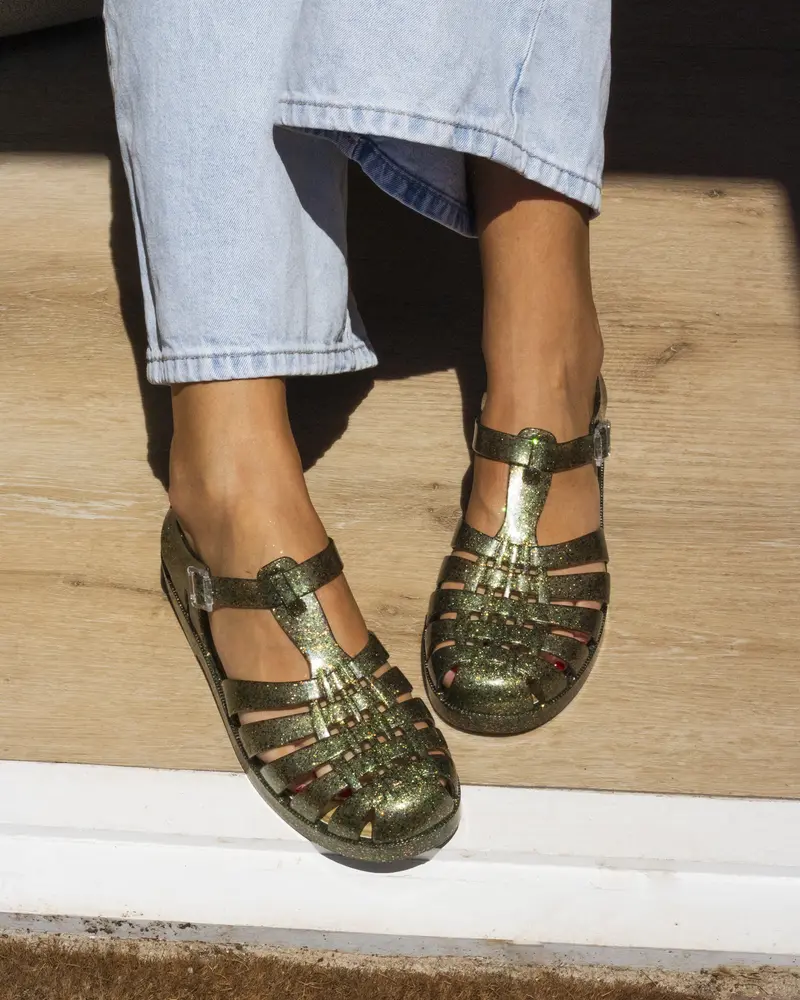Possession Green Gold Glitter 1