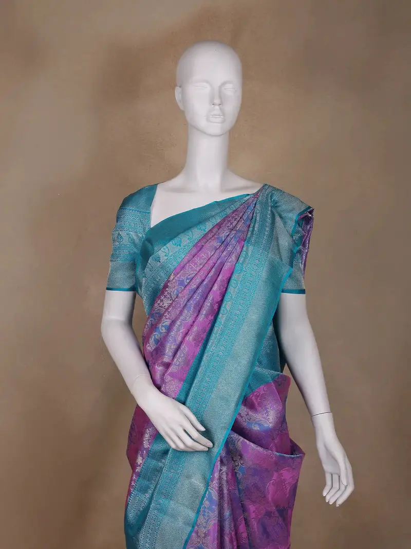 Purple Floral Woven Pure Kanchipuram Silk Saree 2