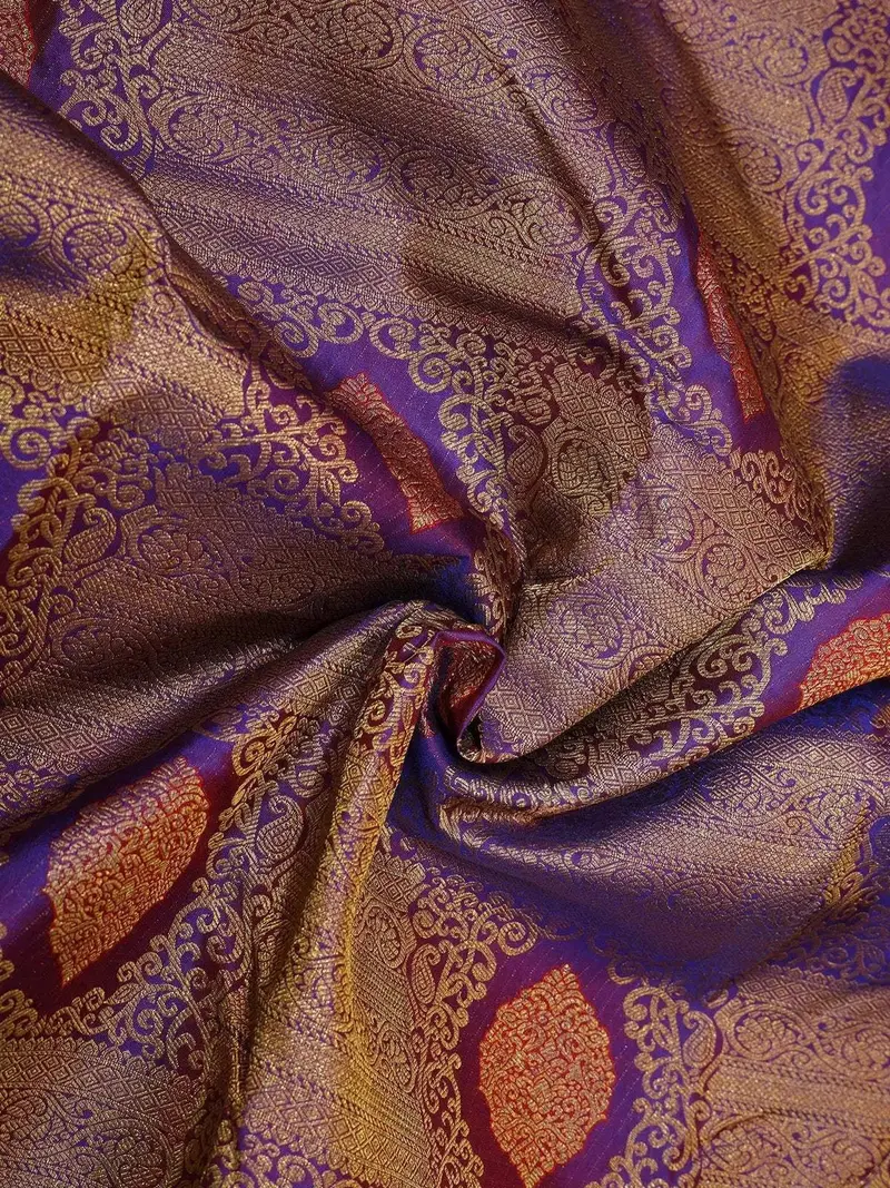 Purple Pure Kanchipuram Bridal Silk Saree With Paisley Motif On The Body With Zari Border 2