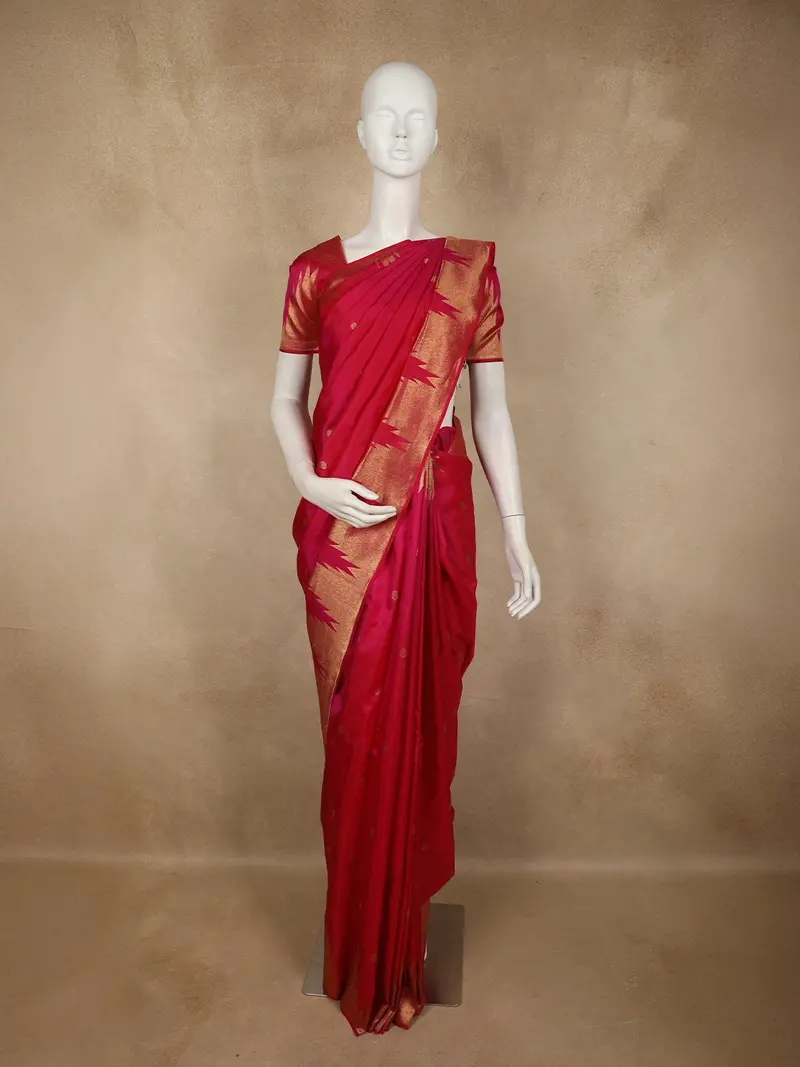 Queen Pink Butta Woven Design Pure Kanchipuram Silk Saree With Temple Zari Border 1
