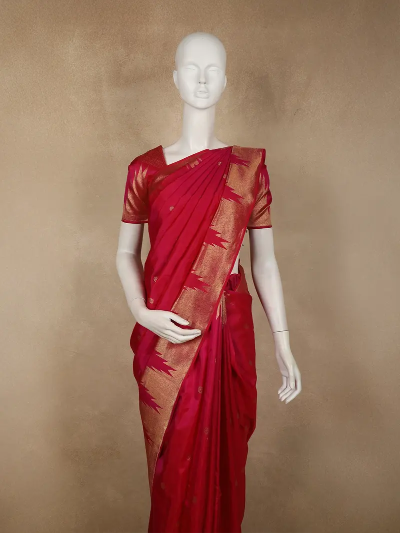 Queen Pink Butta Woven Design Pure Kanchipuram Silk Saree With Temple Zari Border 2