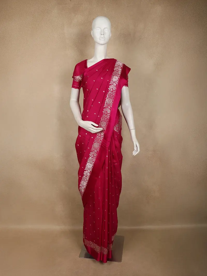 Queen Pink Butta Zari Woven Design Pure Banarasi Silk Saree With Designer Border 1