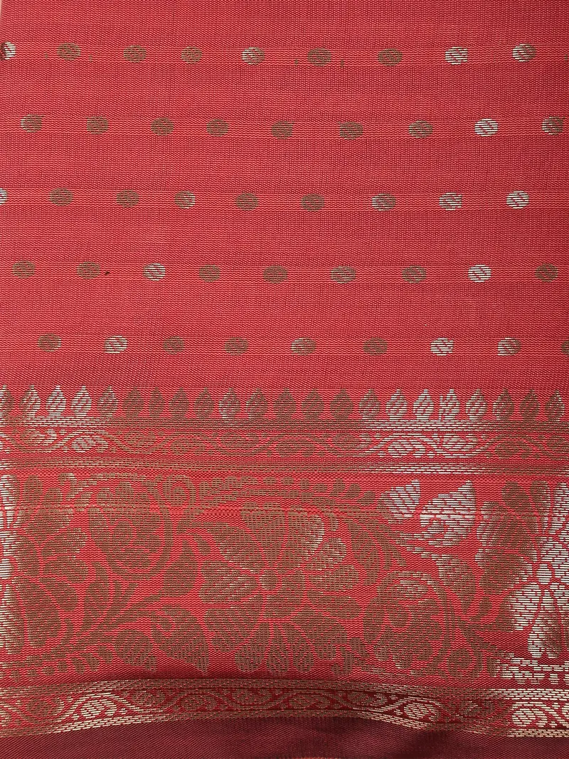 Queen Pink Butta Zari Woven Design Semi Silk Saree With Floral Border 2