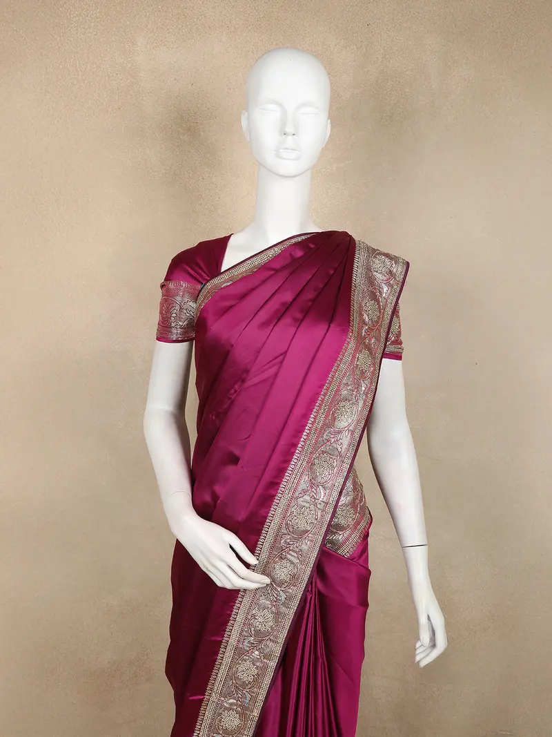 Queen Pink Designed Border Satin Saree 2