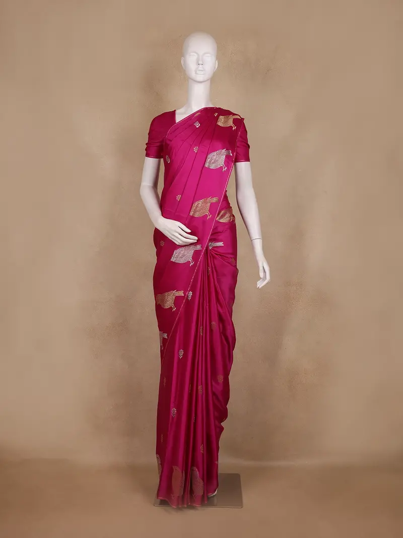 Queen Pink Floral Design Semi Banarasi Saree 1