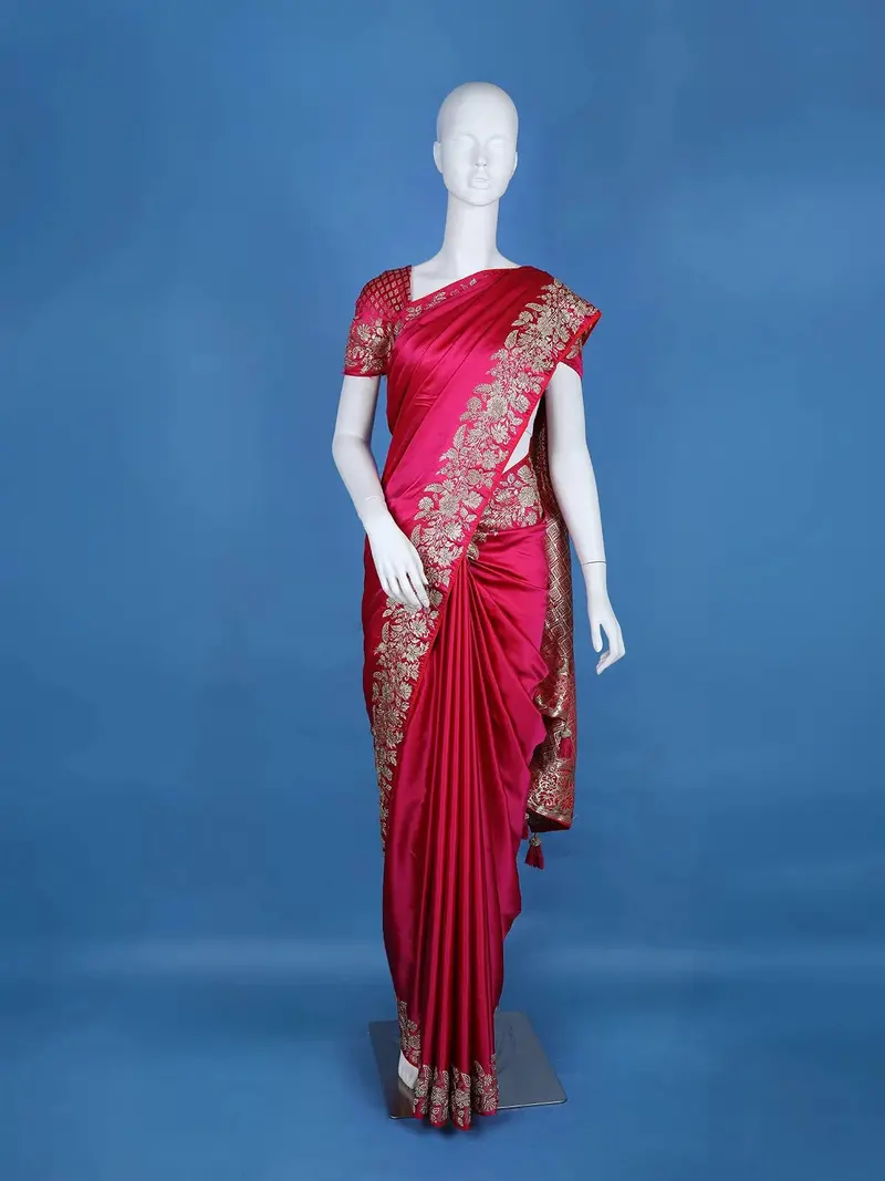 Queen Pink Floral Designed Bridal Banarasi Silk Saree 1