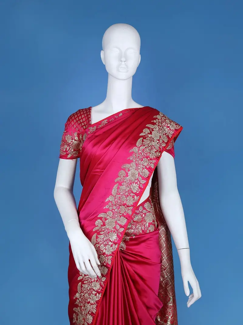 Queen Pink Floral Designed Bridal Banarasi Silk Saree 2