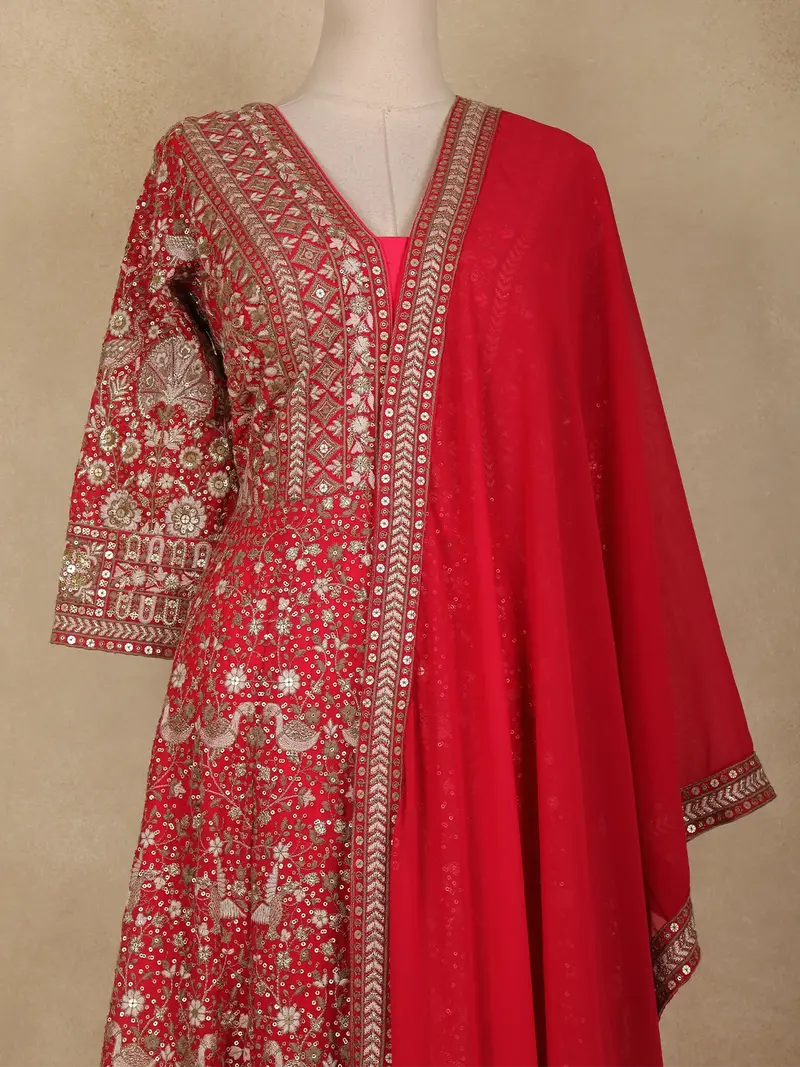 Queen Pink Floral Embroidered Design Georgette Party Wear Gown 2