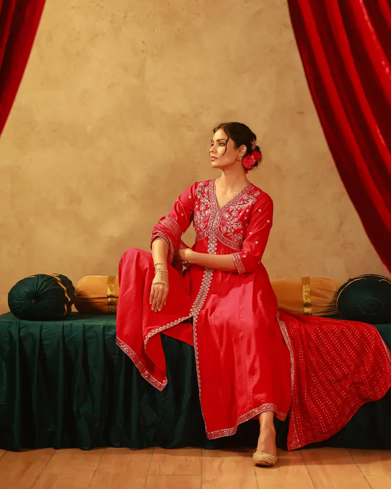 Queen Pink Floral Embroidered Silk Palazzo Suit And Dupatta 1