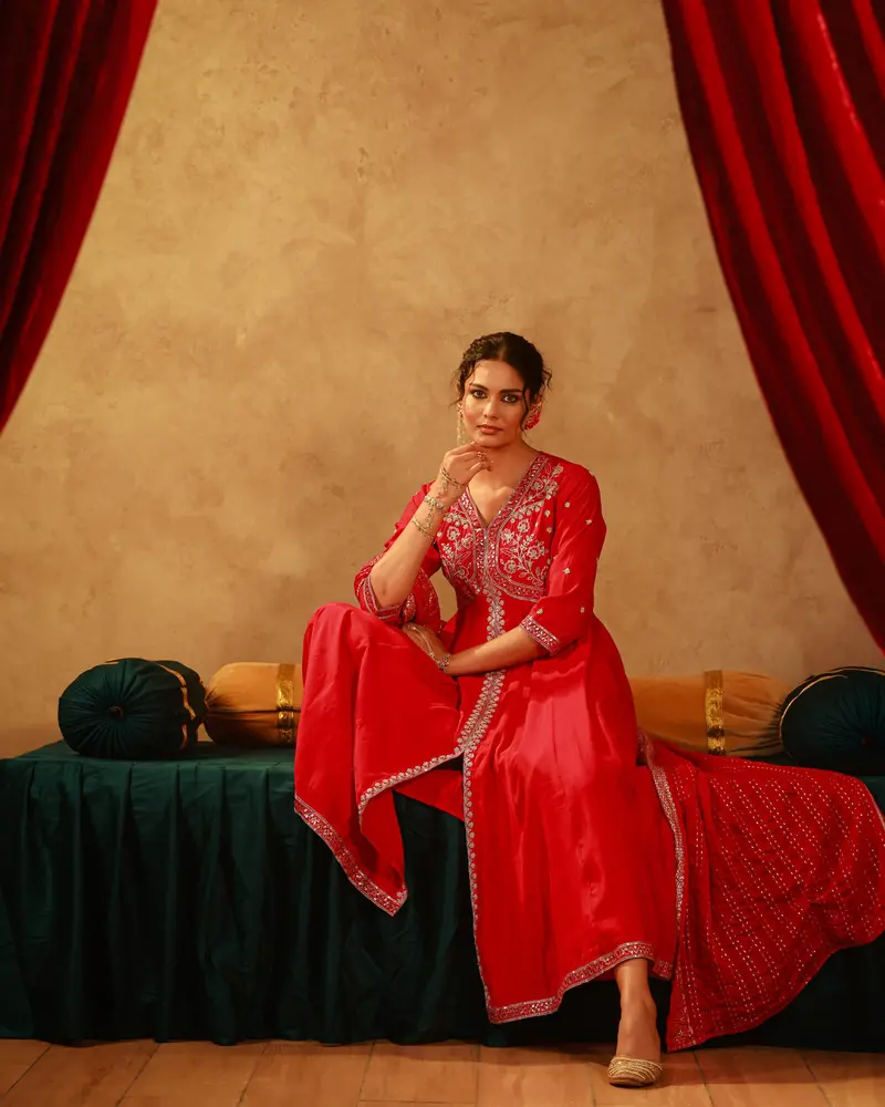 Queen Pink Floral Embroidered Silk Palazzo Suit And Dupatta 3