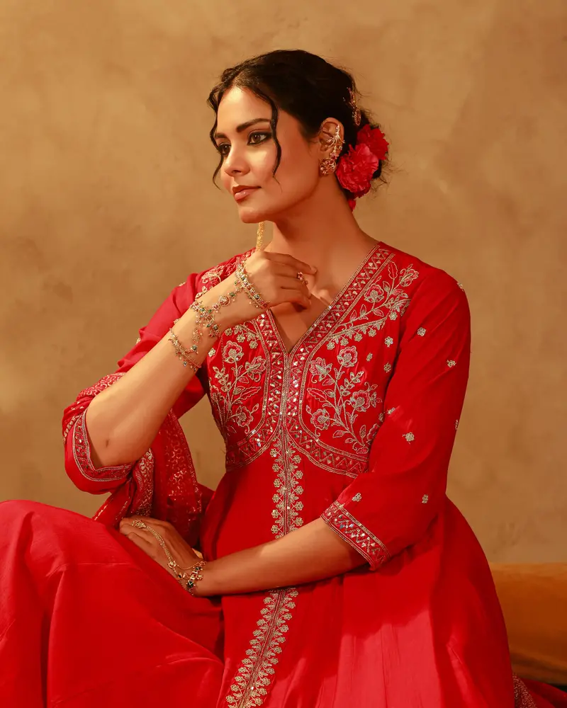 Queen Pink Floral Embroidered Silk Palazzo Suit And Dupatta 4