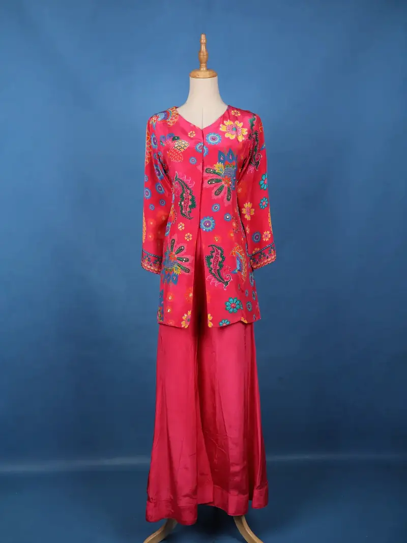 Queen Pink Floral Printed Synthetic Palazzo Suit 1