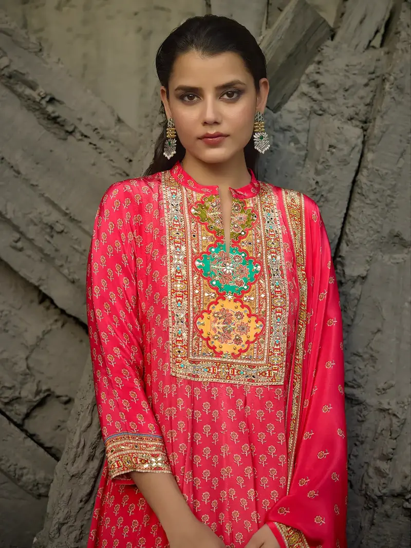 Queen Pink Floral Printed Synthetic Salwar Suit 2