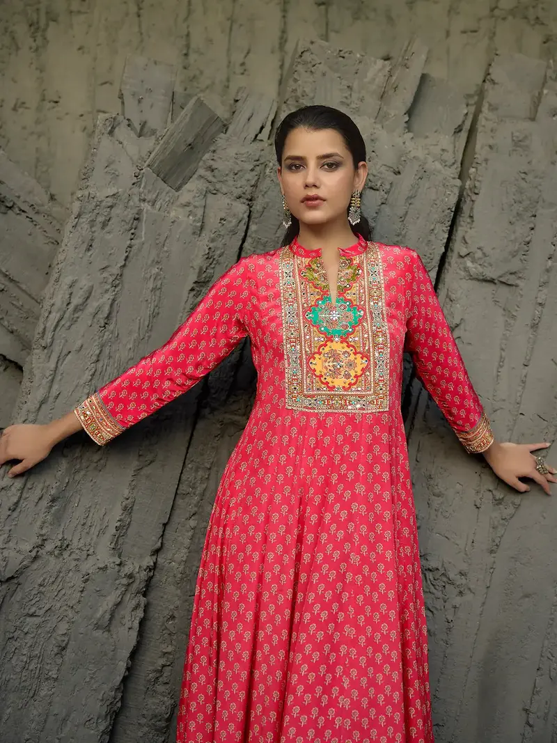 Queen Pink Floral Printed Synthetic Salwar Suit 5