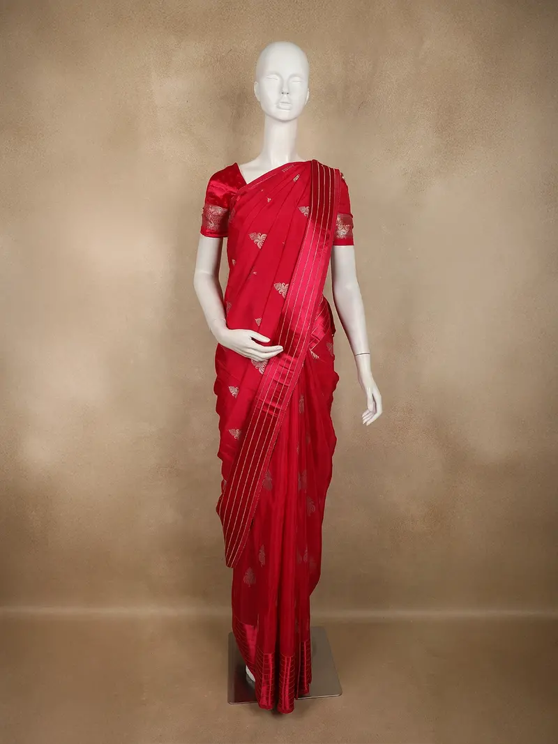 Queen Pink Floral Zari Woven Design Pure Banarasi Silk Saree With Designer Border 1