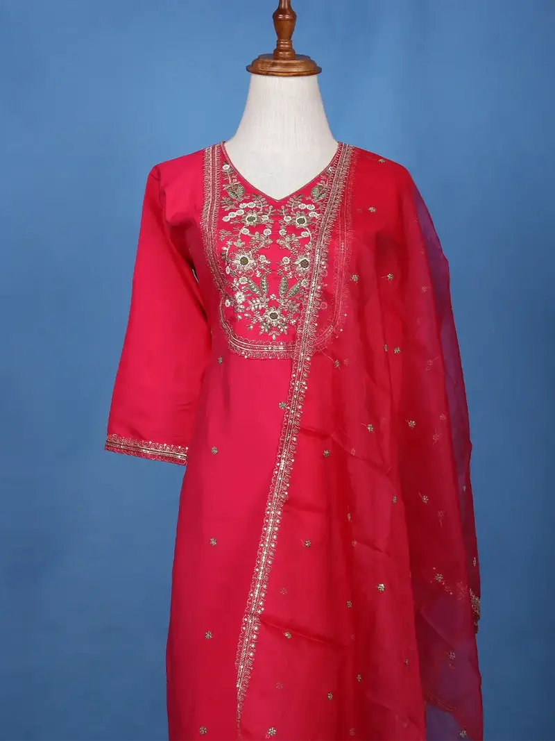 Queen Pink Semi Silk Embroidery Salwar Suit 2