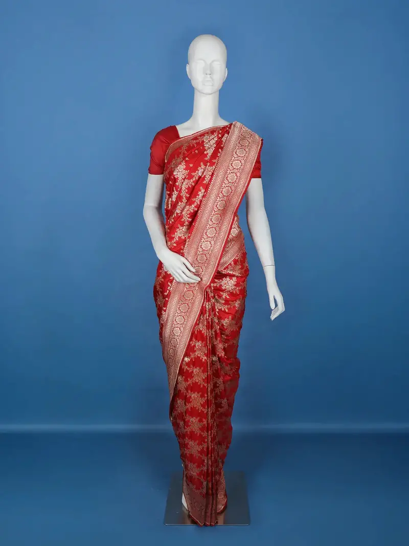 Radiant Red Floral Design Banarasi Silk Saree 1