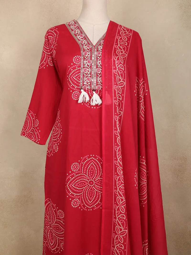 Red Bandhani Printed Cotton Salwar Suit With Dupatta 2
