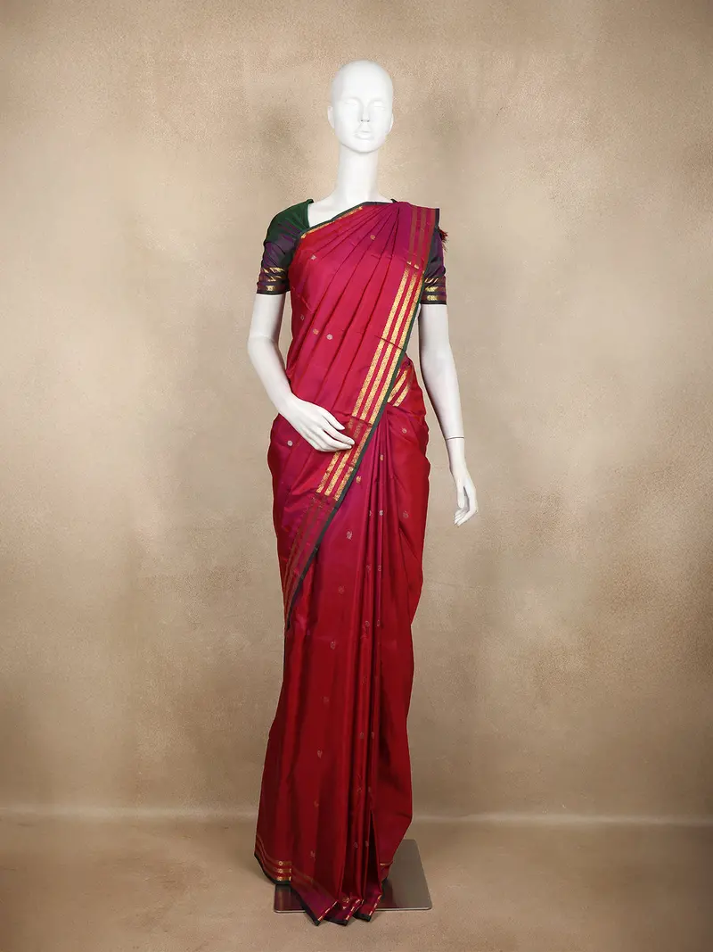 Red Butta Designed Kanchipuram Silk Saree 1
