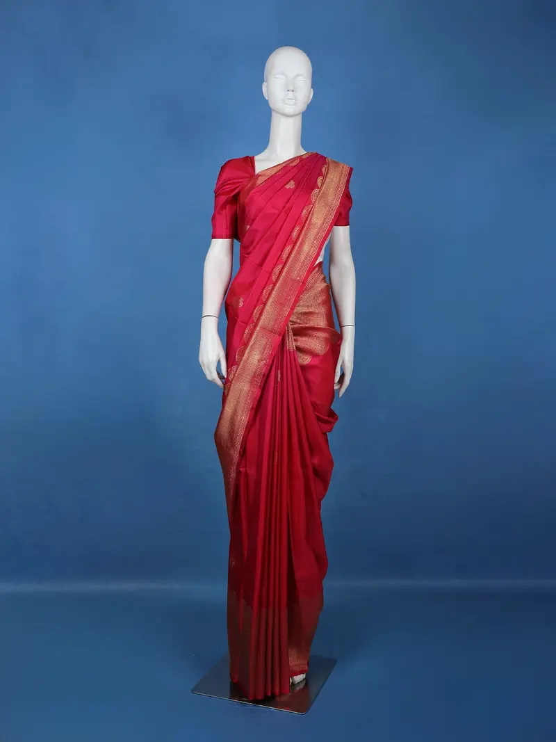 Red Butta Motif Woven Pure Kanchipuram Silk Saree 1
